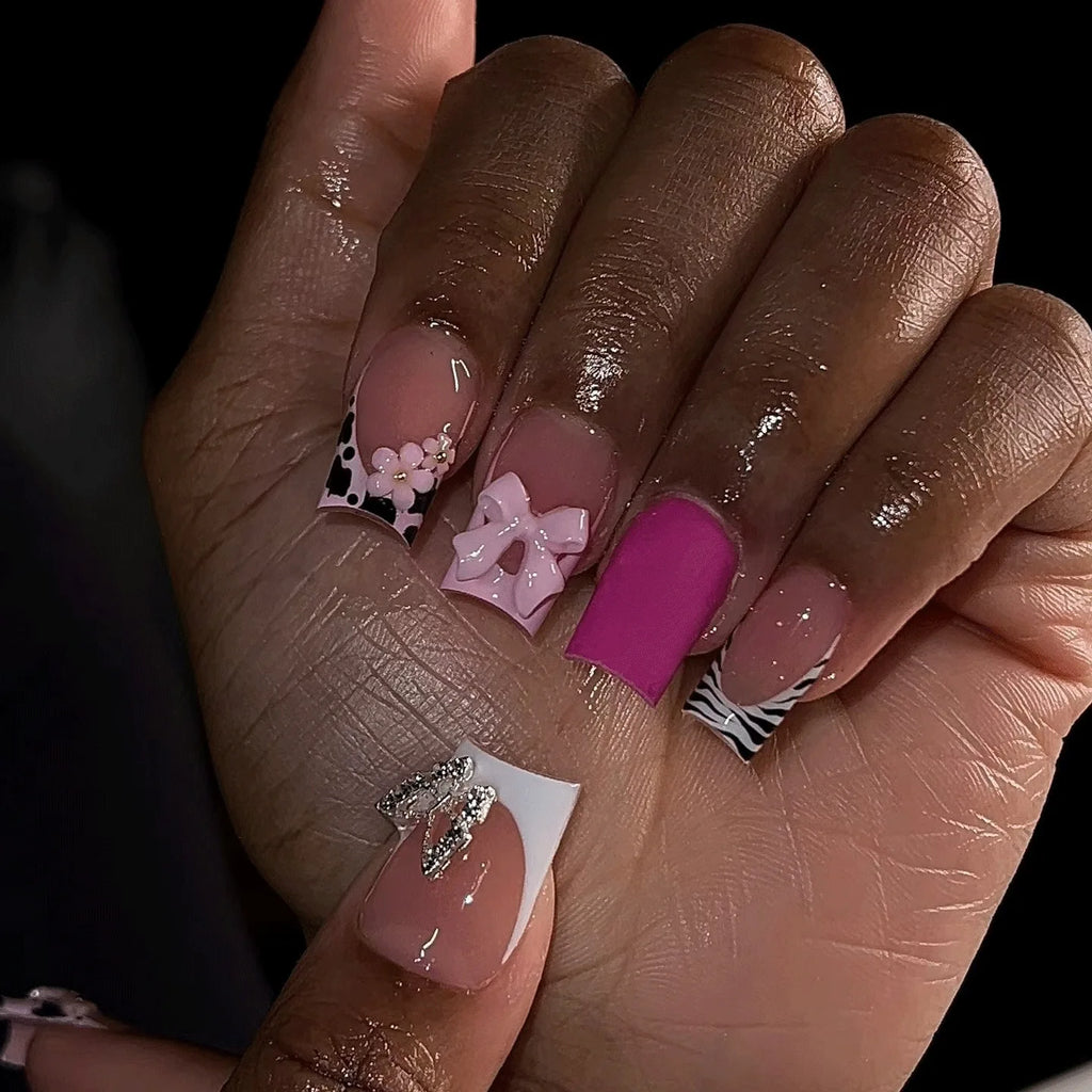 White French Press-On Nails with 3D Bowknot (24 Pcs)