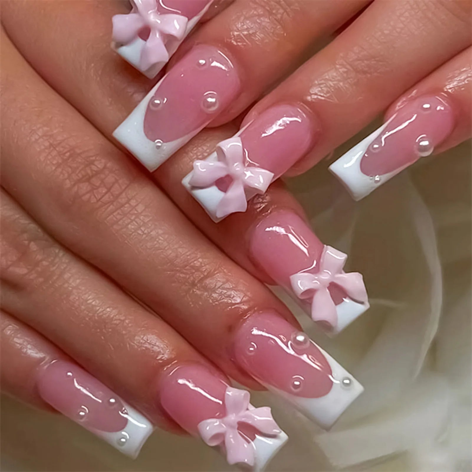 White French Press-On Nails with 3D Bowknot (24 Pcs)