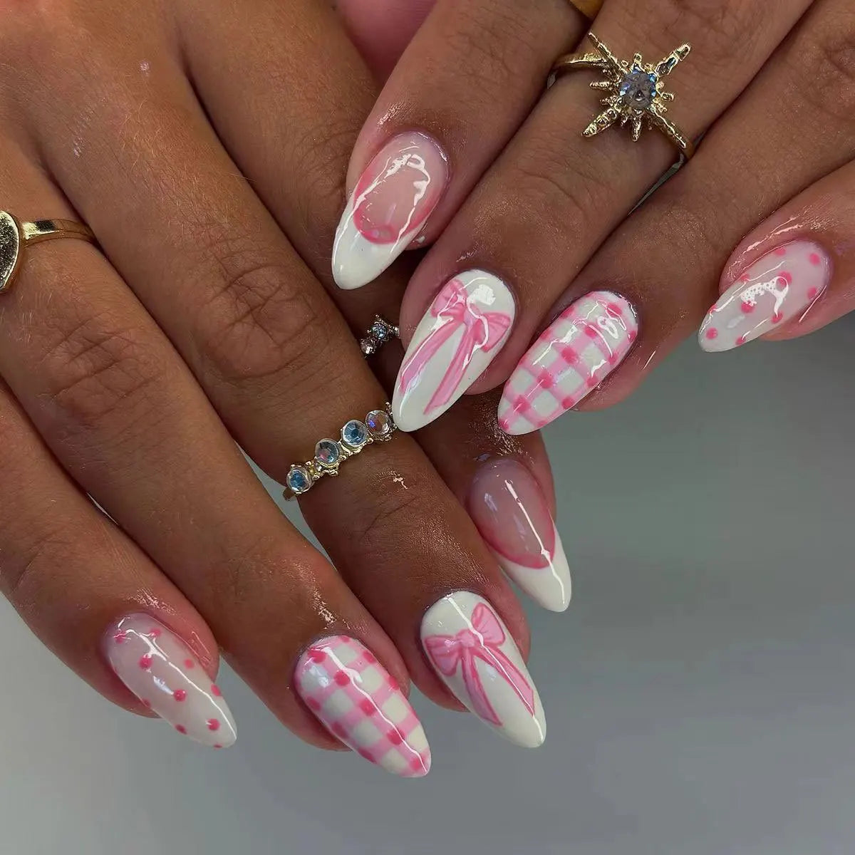 White French Press-On Nails with 3D Bowknot (24 Pcs)